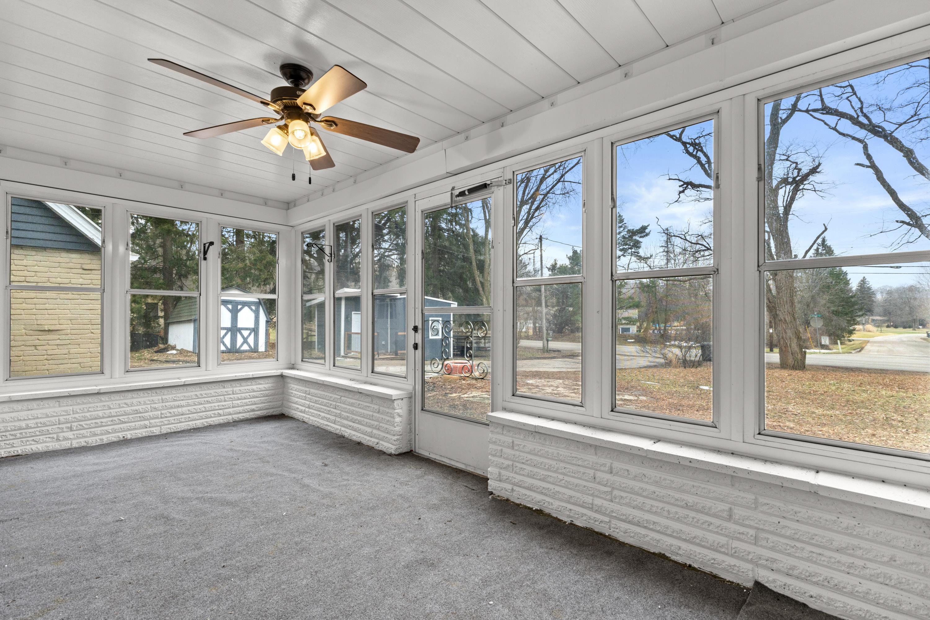 W204N6938 Lannon Road Menomonee Falls, WI 53051 - Photo 11 of 31 Screened In Porch