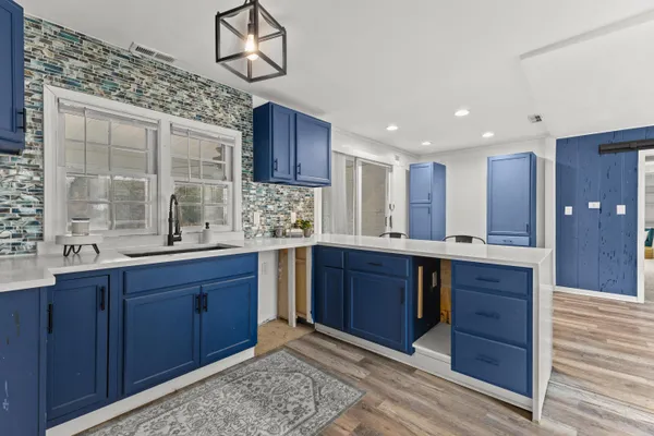$399,900 | W204N6938 Lannon Road, Menomonee Falls, WI 53051
