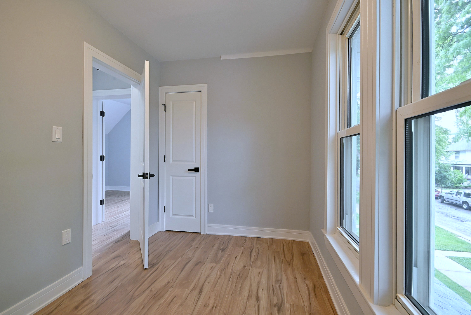 6424 Sinclair Avenue Berwyn, IL 60402 - Photo 45 of 56