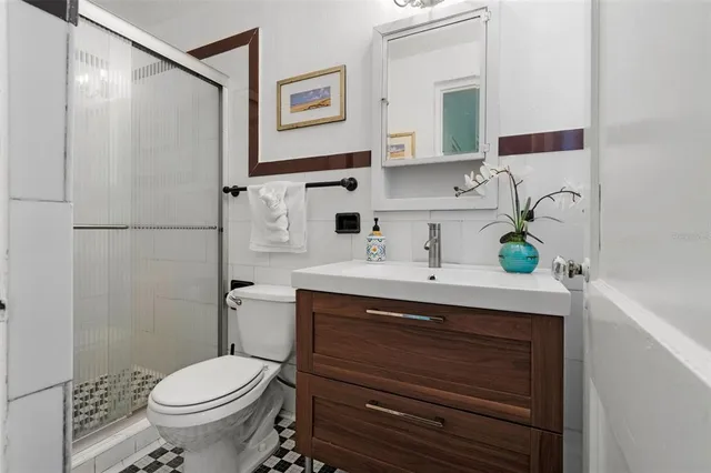 $625,000 | 344 Lantana Avenue, Sarasota, FL 34243