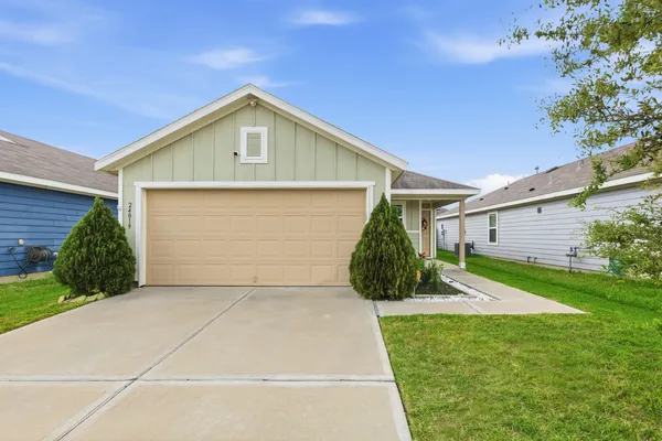 $222,500 | 24019 Swather Way, Hockley, TX 77447