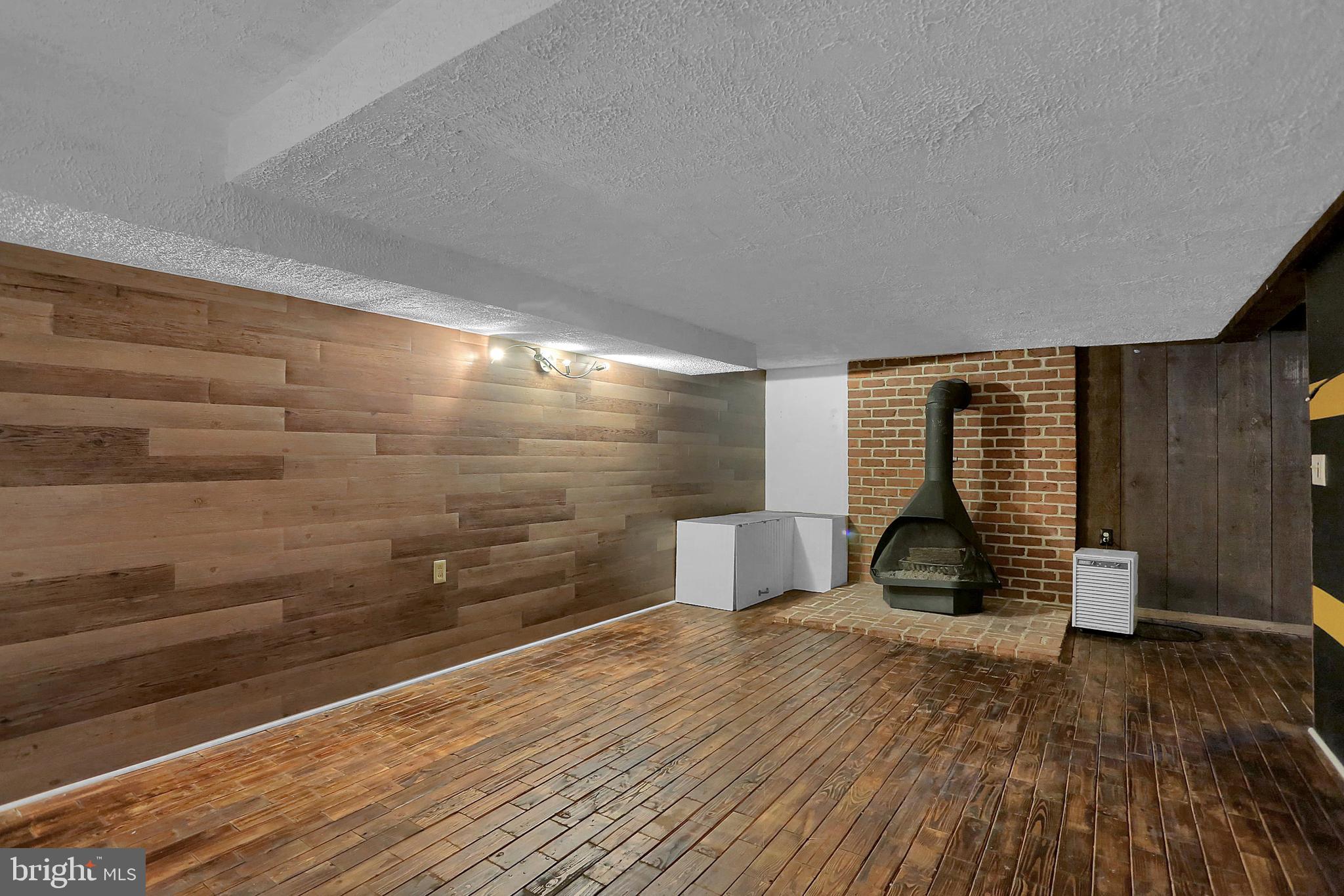 889 Alexander Spring Road Carlisle, PA 17015 - Photo 22 of 31 Gallery Image 22