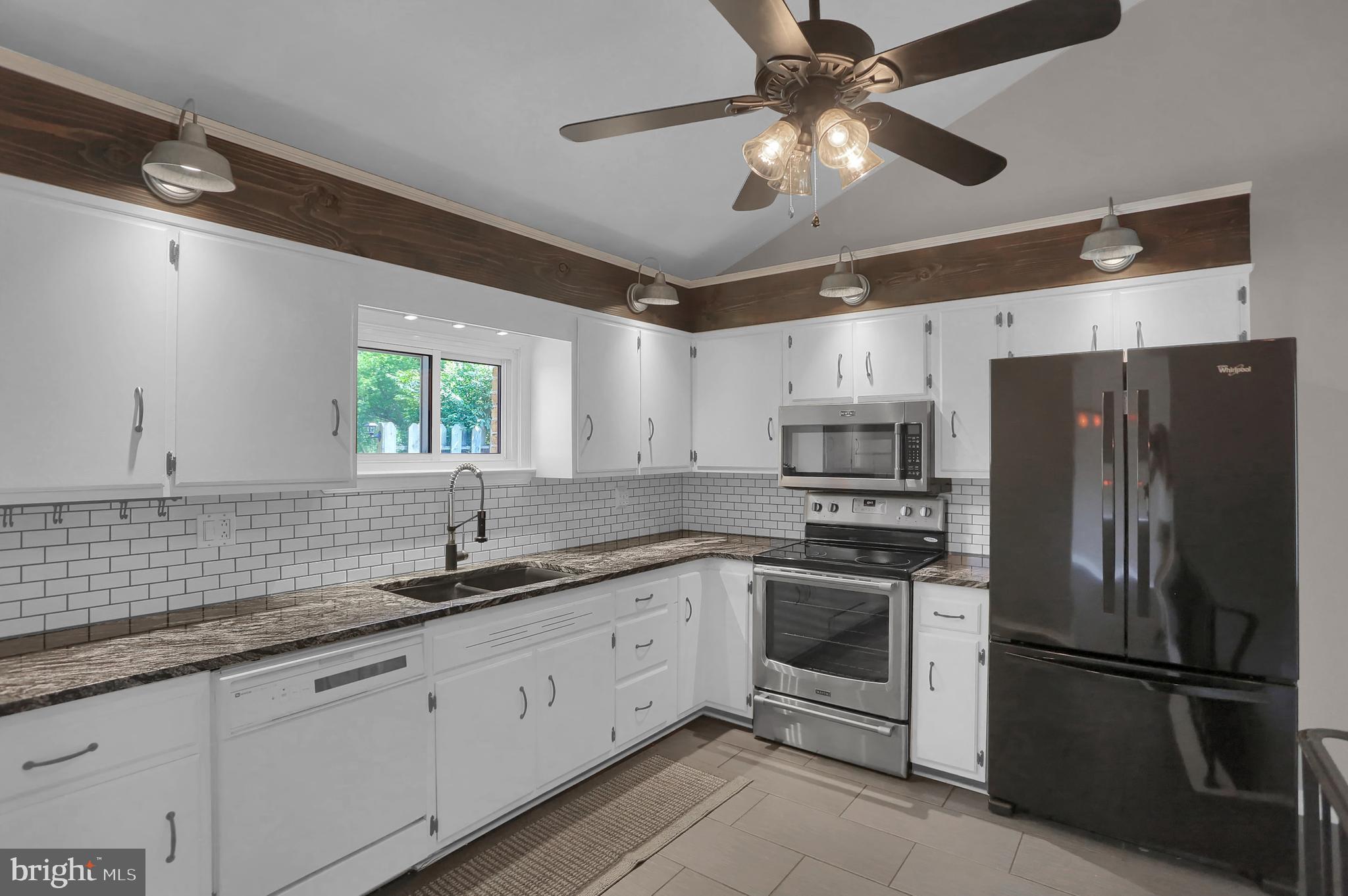 889 Alexander Spring Road Carlisle, PA 17015 - Photo 8 of 31 Gallery Image 8