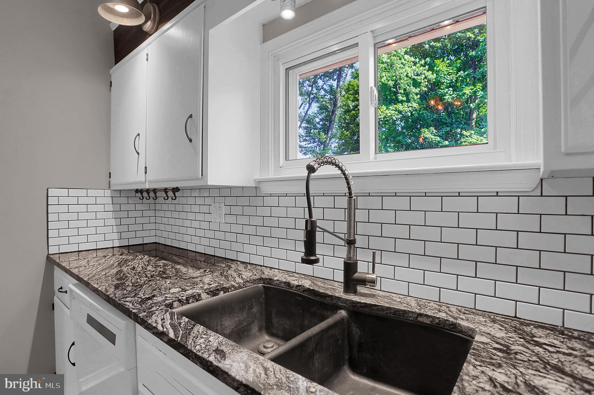 889 Alexander Spring Road Carlisle, PA 17015 - Photo 9 of 31 Gallery Image 9