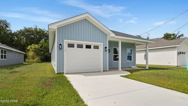 $304,900 | 1547 Chandlee Avenue, Unit A, Panama City, FL 32405