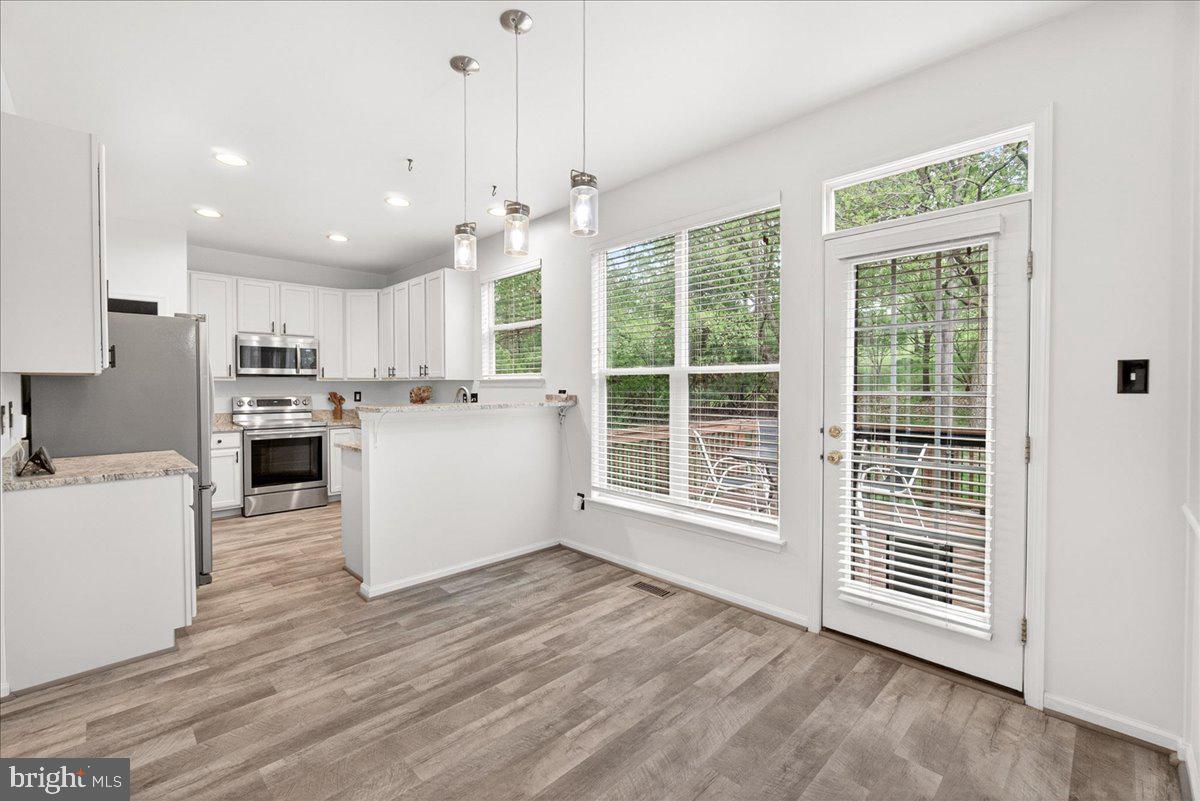 6736 Woodridge Road New Market, MD 21774 - Photo 9 of 52