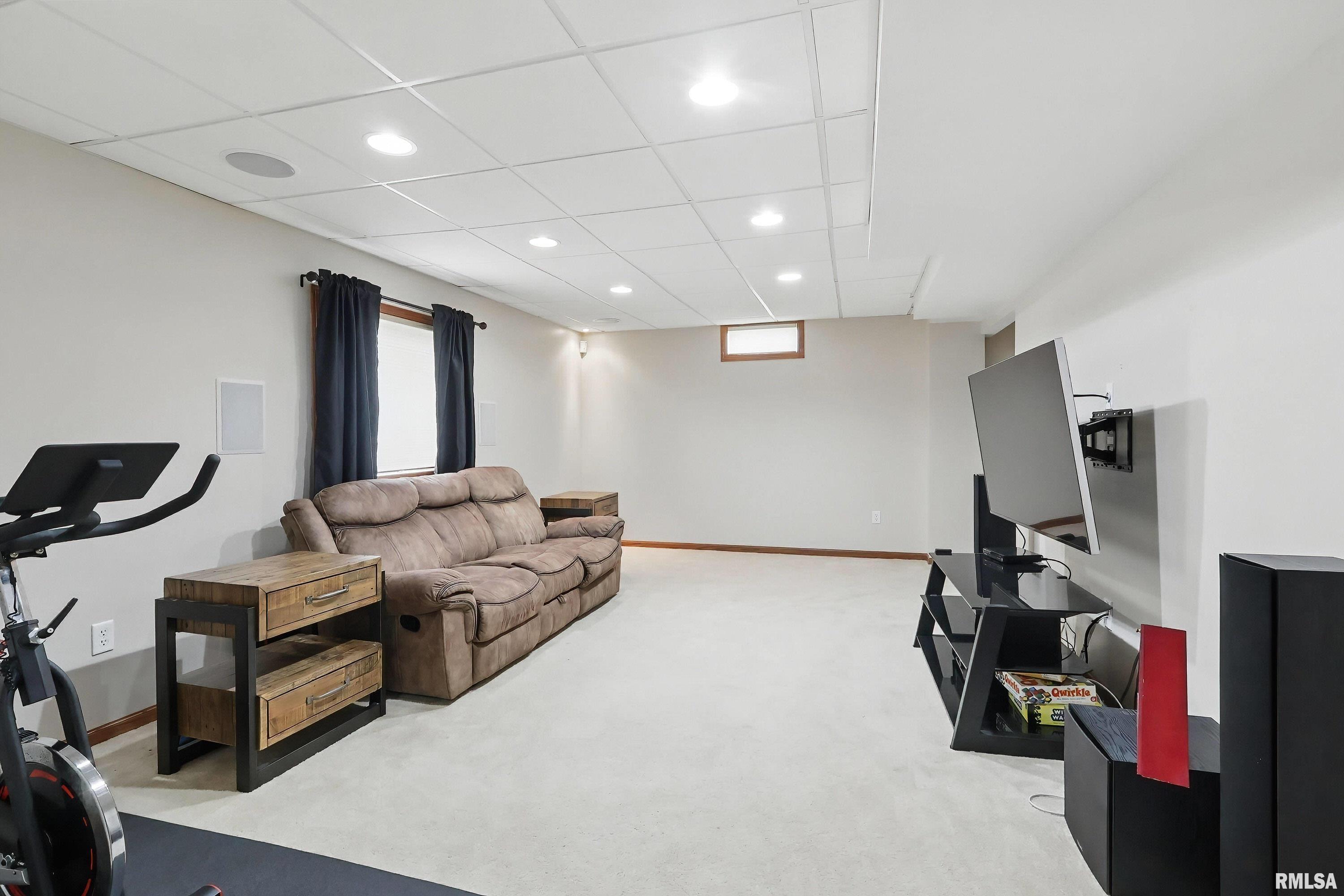 2613 Revo Road Davenport, IA 52806 - Photo 26 of 34 Gallery Image 26