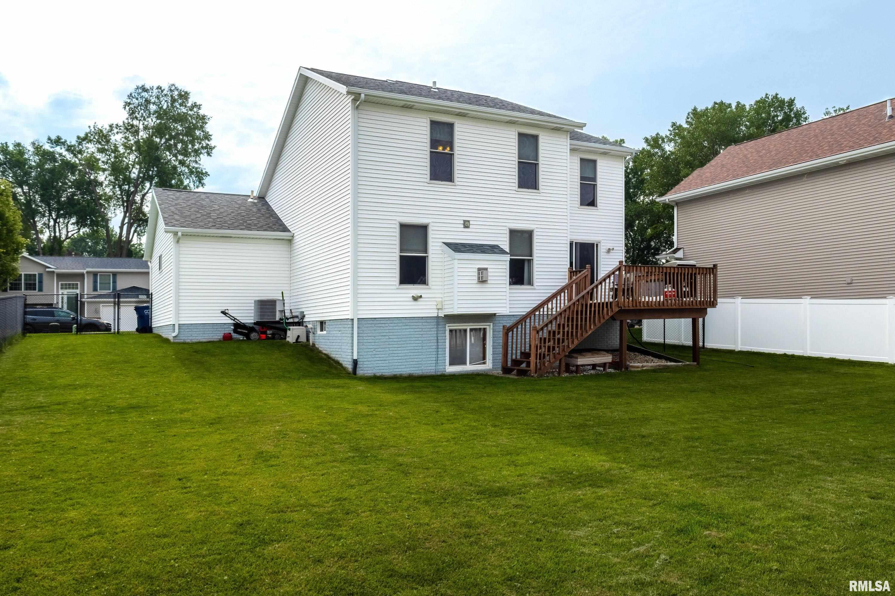2613 Revo Road Davenport, IA 52806 - Photo 30 of 34 Gallery Image 30