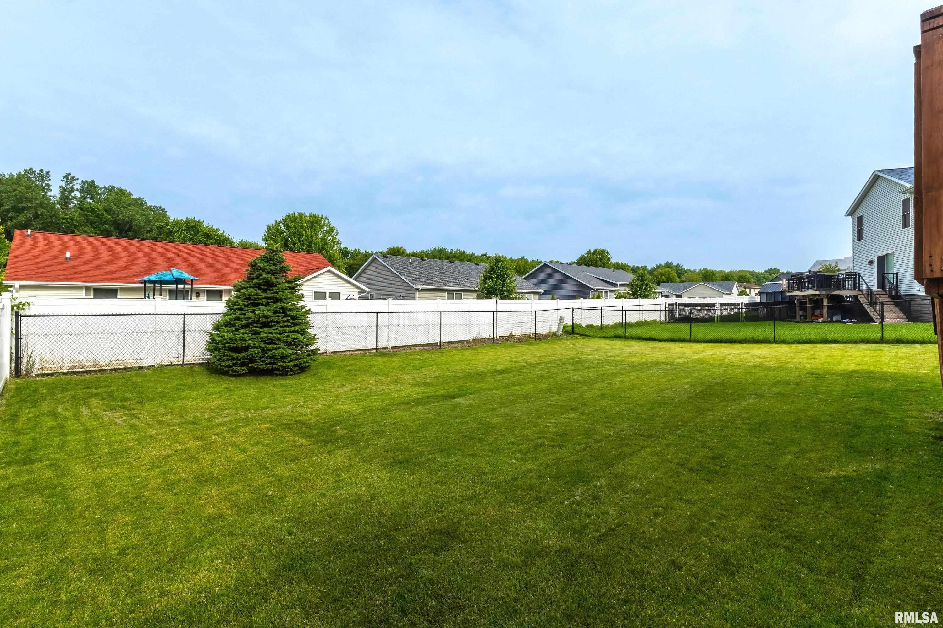 2613 Revo Road Davenport, IA 52806 - Photo 32 of 34 Gallery Image 32