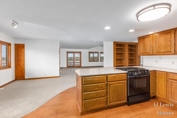 $450,000 | 5330 Woodside Drive, Newaygo, MI 49337