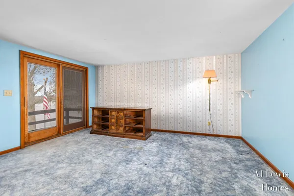 $450,000 | 5330 Woodside Drive, Newaygo, MI 49337