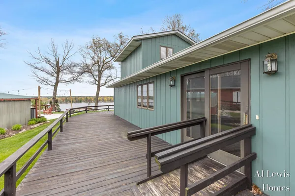 $450,000 | 5330 Woodside Drive, Newaygo, MI 49337