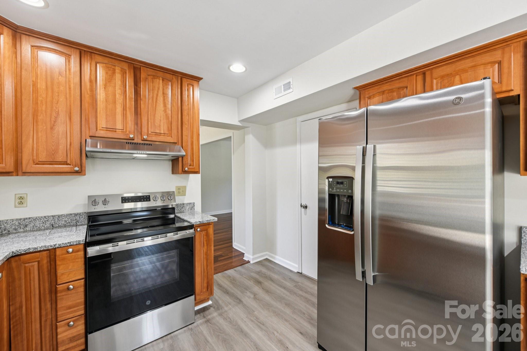 11140 Painted Tree Road Charlotte, NC 28226 - Photo 11 of 26 Gallery Image 11