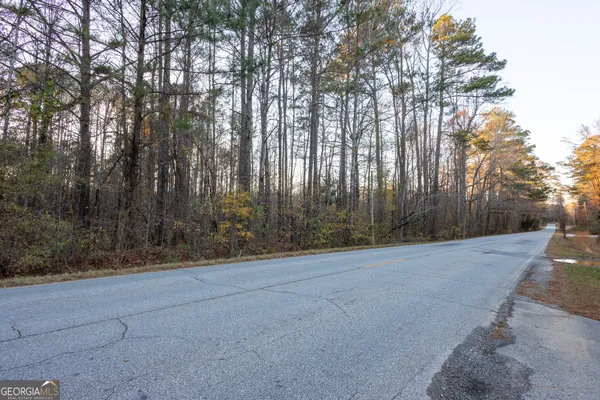 $199,000 | 3330 Highway 3, Hampton, GA 30228