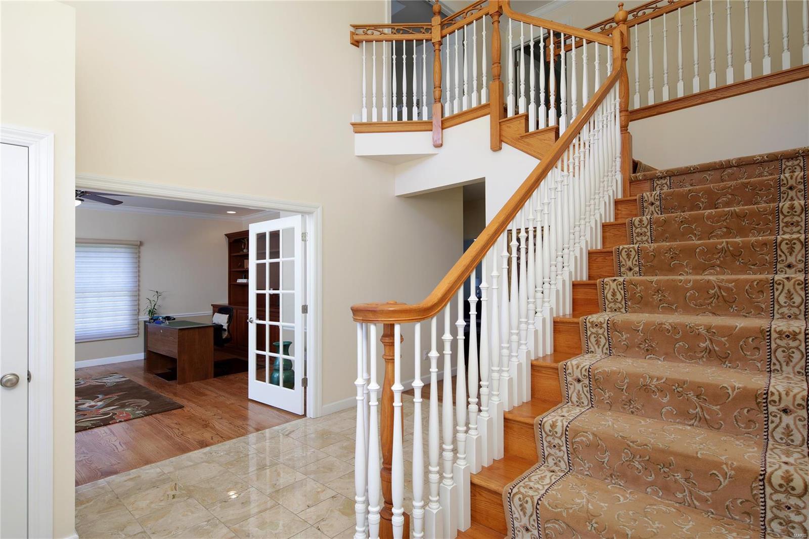 8 Ramsgate Drive St. Louis, MO 63132 - Photo 4 of 32 Gallery Image 4