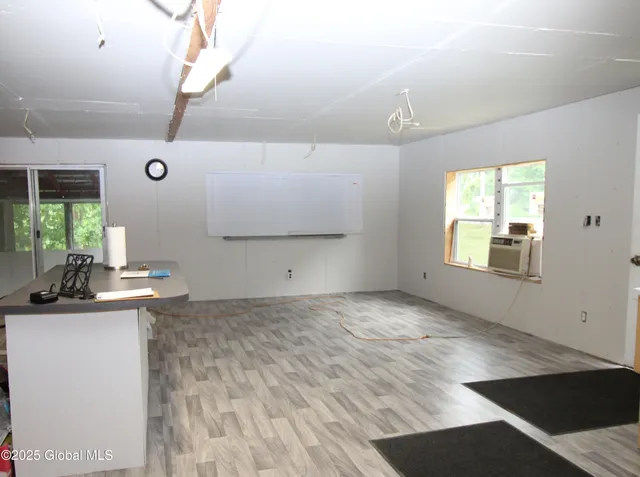 $269,000 | 3854 Highway 30, Amsterdam, NY 12010