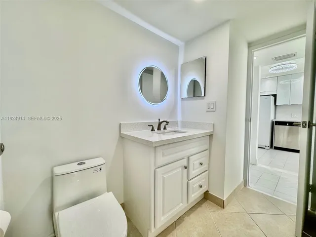 $298,000 | 3675 North Country Club Drive, Unit 2007, Aventura, FL 33180