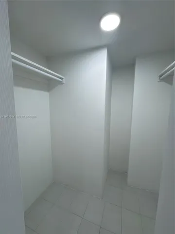 $298,000 | 3675 North Country Club Drive, Unit 2007, Aventura, FL 33180