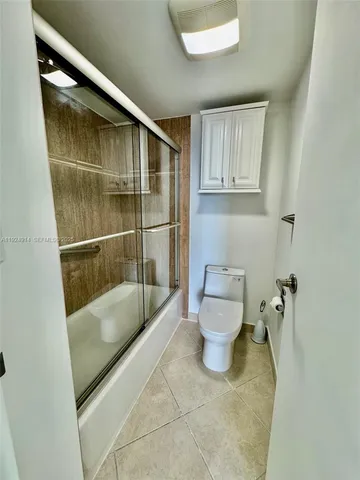 $298,000 | 3675 North Country Club Drive, Unit 2007, Aventura, FL 33180