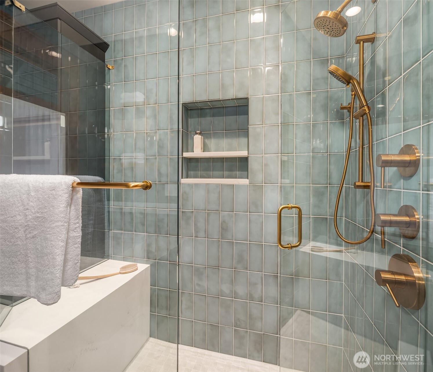 3608 12th Avenue West Seattle, WA 98119 - Photo 33 of 39