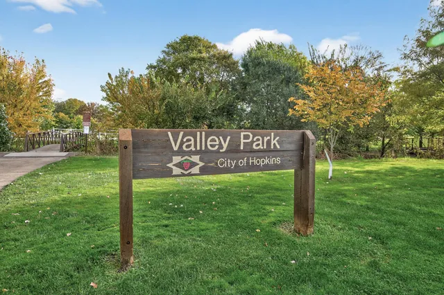 $124,900 | 920 9th Avenue South, Unit 5, Hopkins, MN 55343