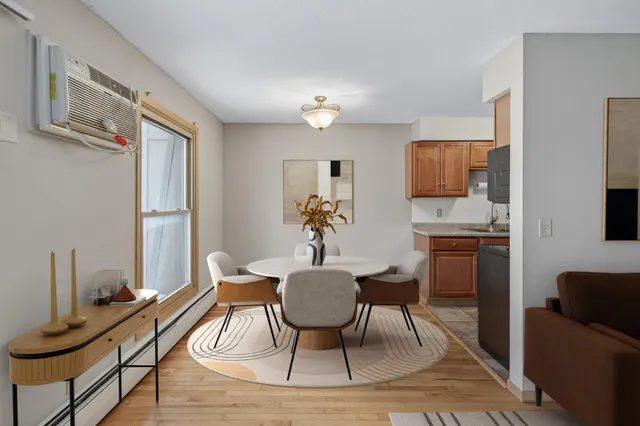 $124,900 | 920 9th Avenue South, Unit 5, Hopkins, MN 55343