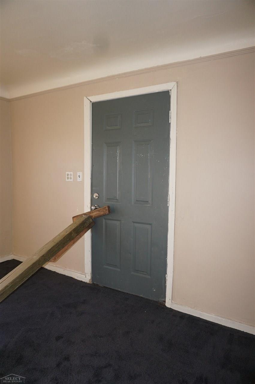 4004 Harriet Street Inkster, MI 48141 - Photo 8 of 25 50023732-7.JPG