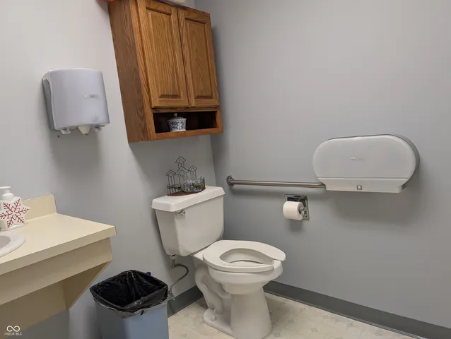 $199,900 | 21 North Madison Avenue, North Vernon, IN 47265