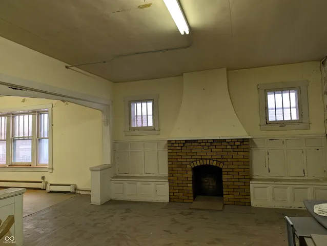 $199,900 | 21 North Madison Avenue, North Vernon, IN 47265