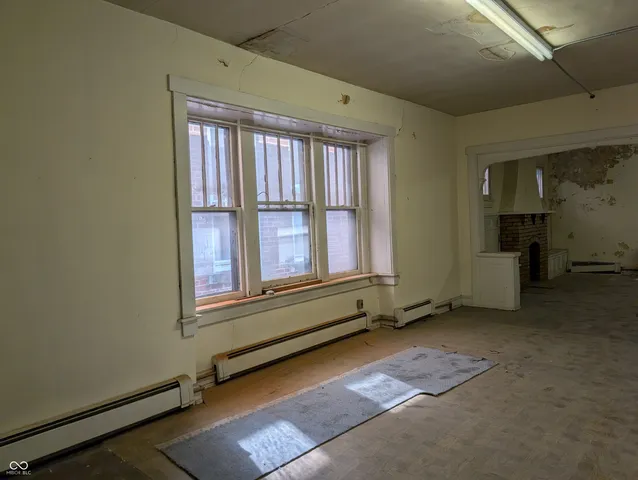 $199,900 | 21 North Madison Avenue, North Vernon, IN 47265