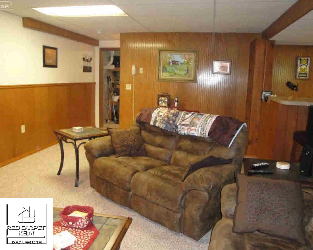 10414 East Bristol Road Davison, MI 48423 - Photo 15 of 29 21350469-14.JPG