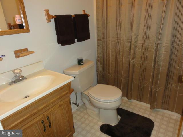 2255 Kings Landing Road Huntingtown, MD 20639 - Photo 15 of 18 Bath