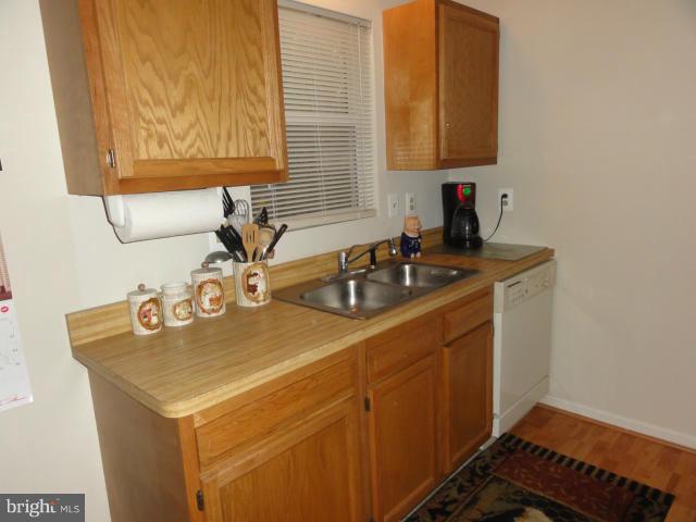 2255 Kings Landing Road Huntingtown, MD 20639 - Photo 3 of 18 Kitchen