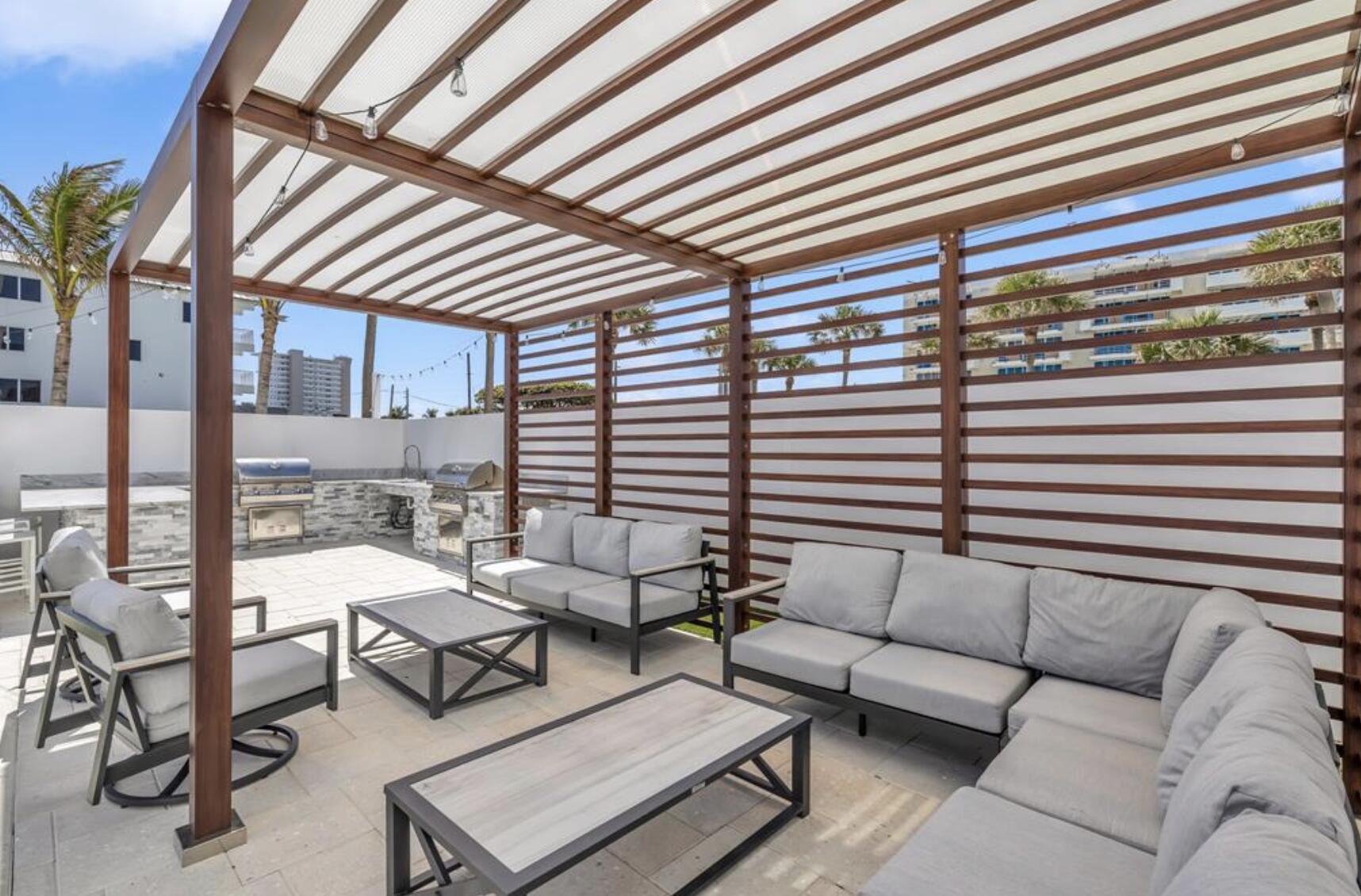 3000 South Ocean Boulevard, Unit 1405 Boca Raton, FL 33432 - Photo 16 of 17 a outdoor living space with furniture