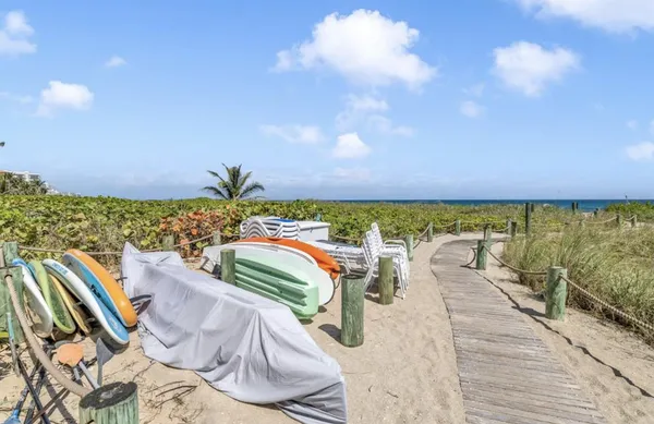 $10,000 | 3000 South Ocean Boulevard, Unit 1405, Boca Raton, FL 33432