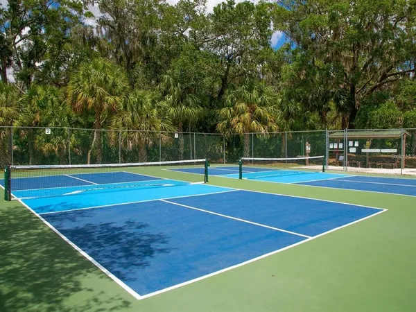 $2,900 | 5246 Wedgewood Lane, Unit 60, Sarasota, FL 34235