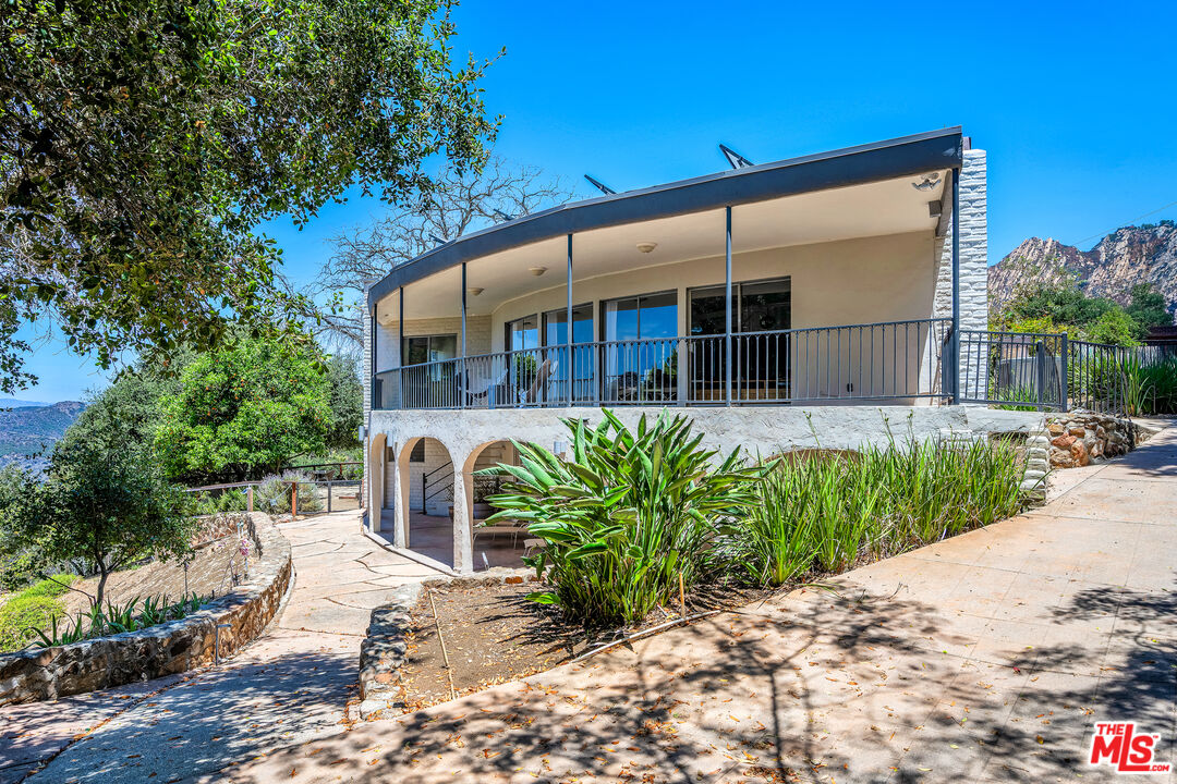 25202 Piuma Road Calabasas, CA 91302 - Photo 25 of 49 Gallery Image 25