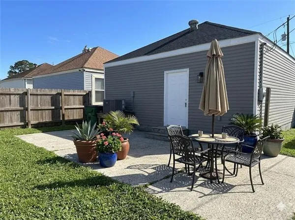 $184,900 | 2101 Huey P Long Avenue, Gretna, LA 70053