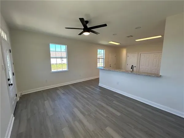 $184,900 | 2101 Huey P Long Avenue, Gretna, LA 70053