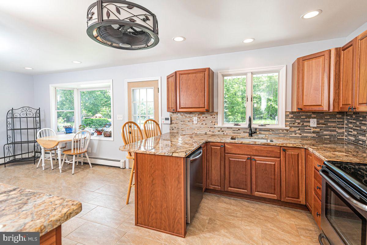 2355 Pennington Road Pennington, NJ 08534 - Photo 15 of 28