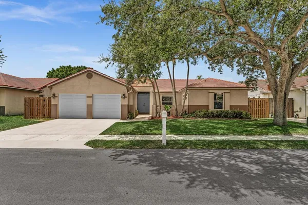$569,000 | 3083 Lillian Lane, Margate, FL 33063