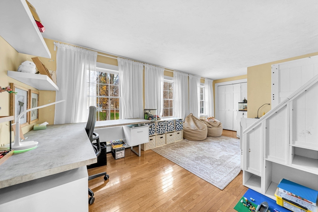 93 Springs Road Bedford, MA 01730 - Photo 15 of 38