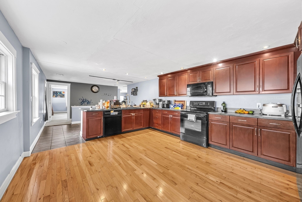 93 Springs Road Bedford, MA 01730 - Photo 24 of 38