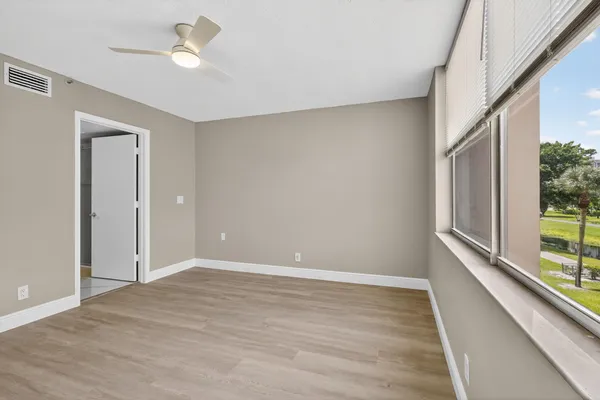 $2,190 | 14527 Bonaire Boulevard, Unit 309, Delray Beach, FL 33446