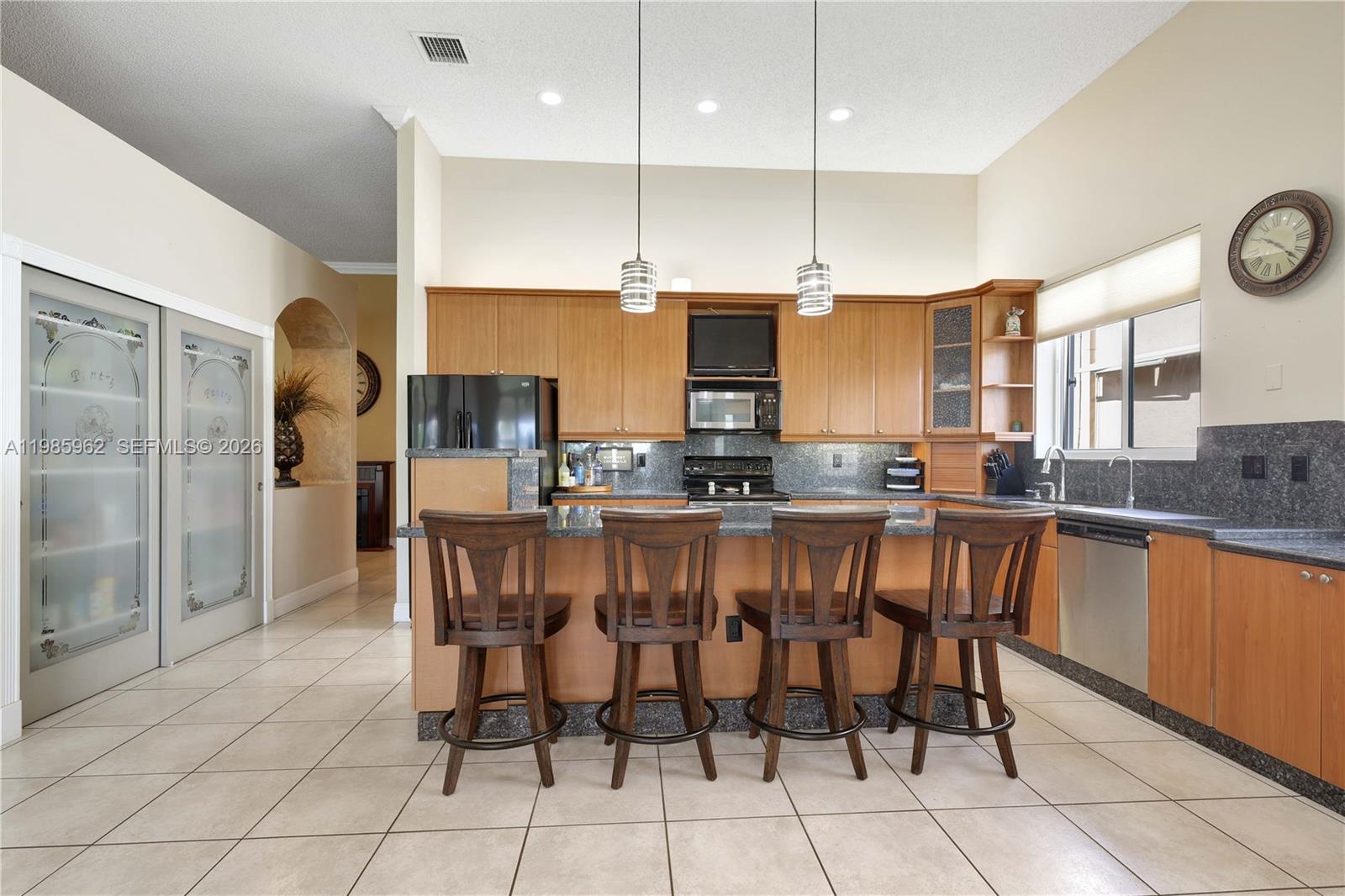 4285 Southwest 152nd Avenue Miramar, FL 33027 - Photo 12 of 65
