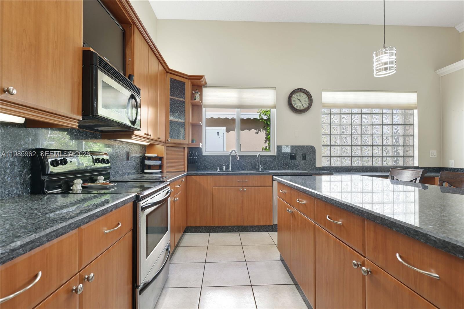 4285 Southwest 152nd Avenue Miramar, FL 33027 - Photo 15 of 65
