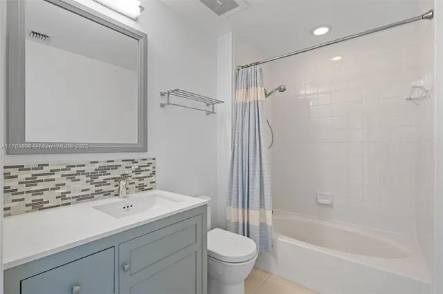 $650,000 | 2665 Southwest 37th Avenue, Unit PH1610, Miami, FL 33133