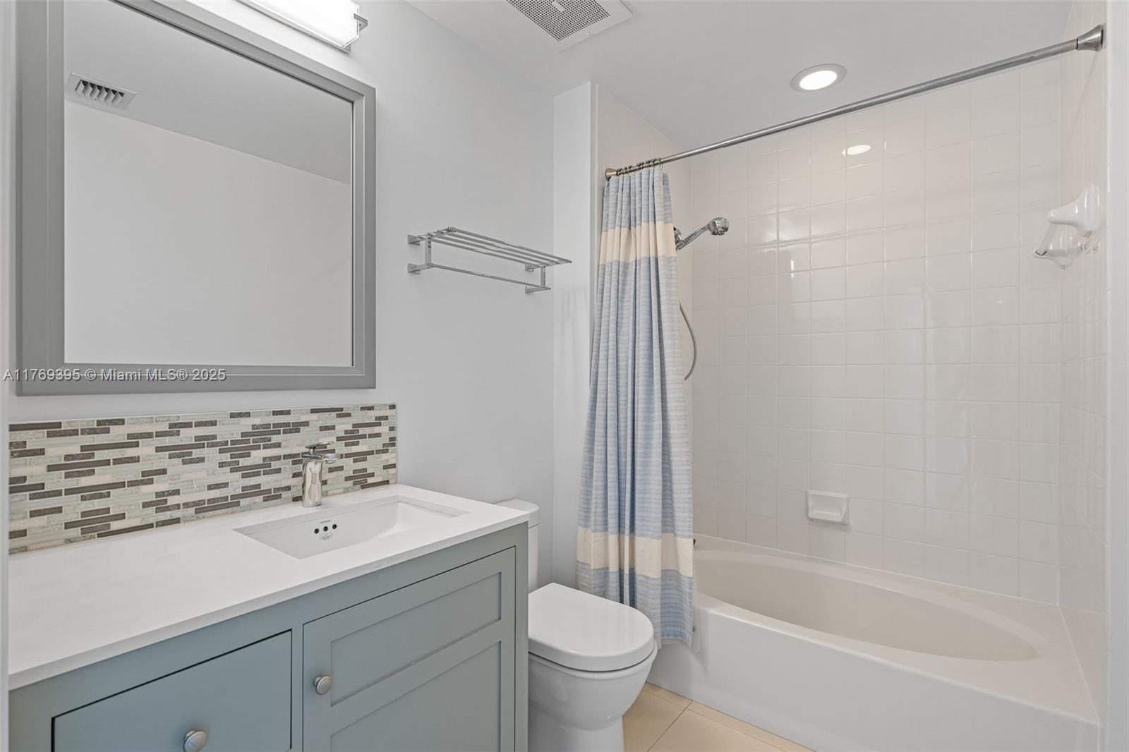 2665 Southwest 37th Avenue, Unit PH1610 Miami, FL 33133 - Photo 11 of 21