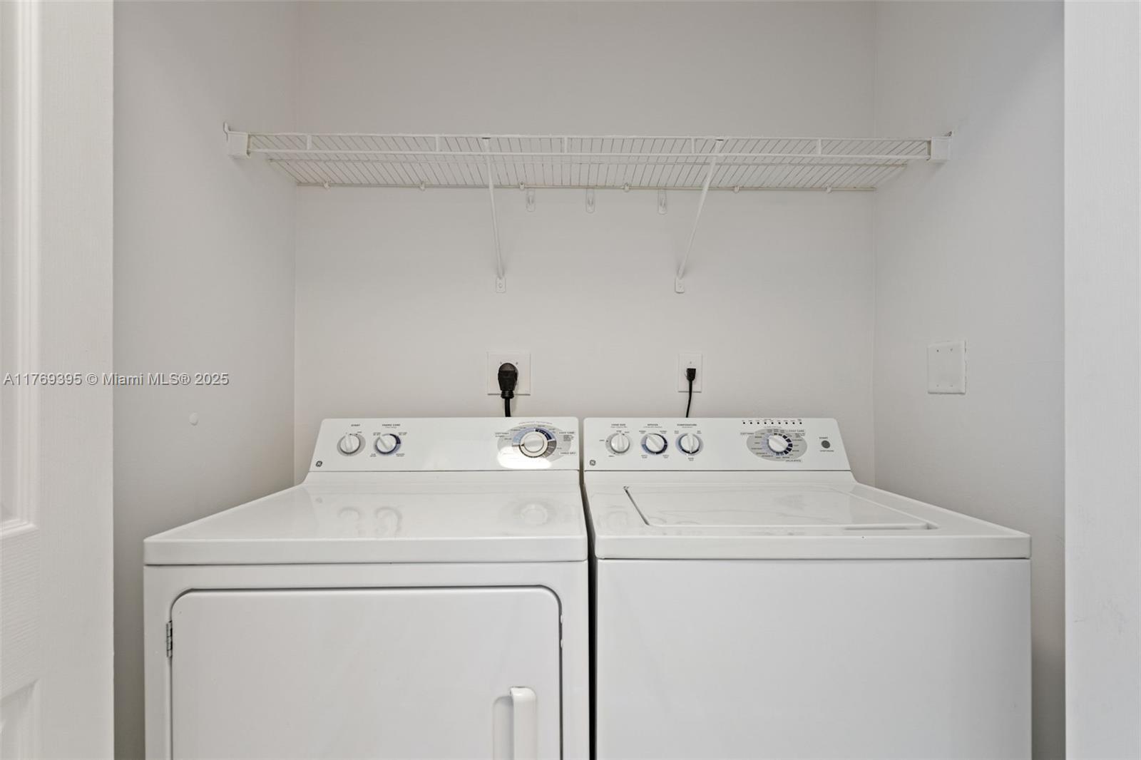 2665 Southwest 37th Avenue, Unit PH1610 Miami, FL 33133 - Photo 14 of 21