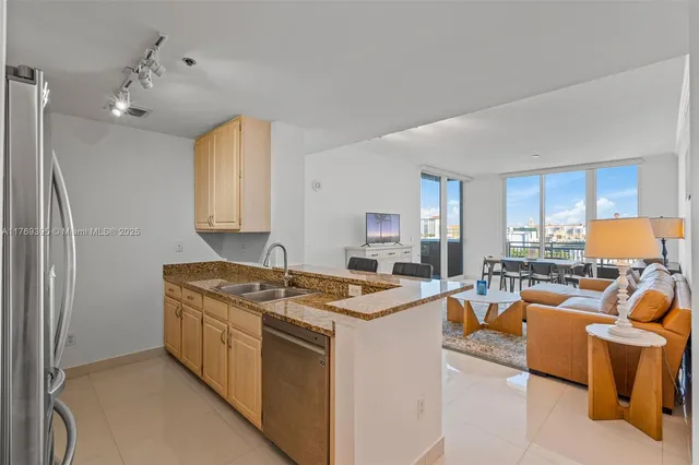 $650,000 | 2665 Southwest 37th Avenue, Unit PH1610, Miami, FL 33133